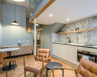 Km Apartments - Edinburgh - Schlafzimmer