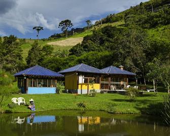 Pousada Rio Dos Cristais - Visconde de Maua - Building