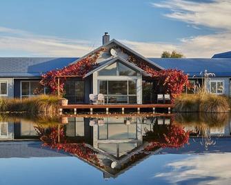 Matuka Lodge - Twizel - Building