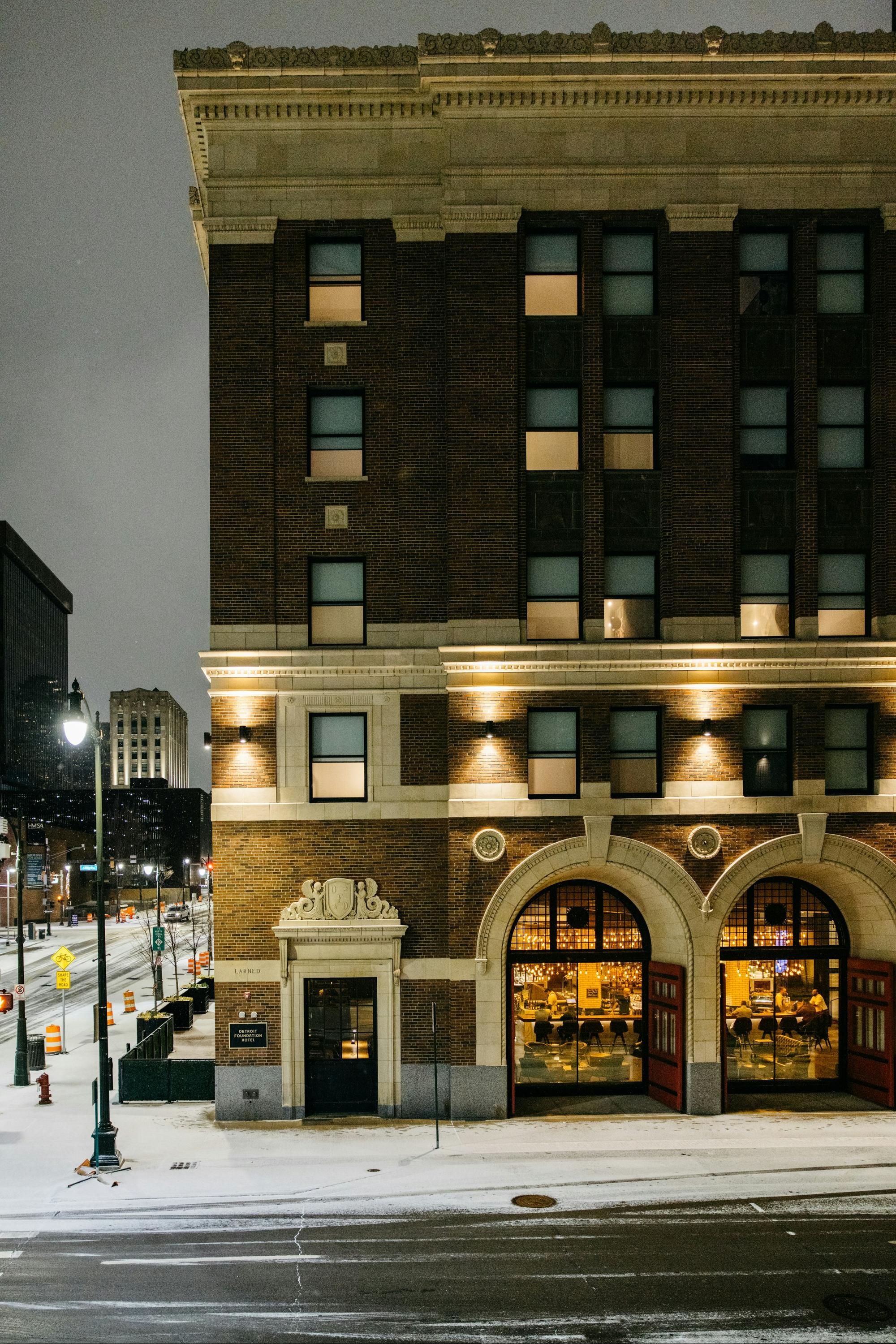 Detroit Foundation Hotel - דטרויט - בניין