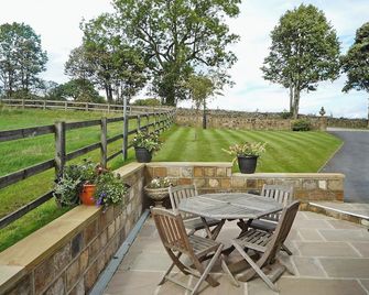 Cherry Blossom Cottage - Harrogate - Patio