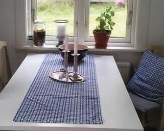 Amazing home in Värnamo with kitchen - Värnamo - Comedor
