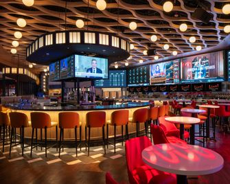 Live Casino & Hotel Louisiana, Curio Collection by Hilton - Bossier City - Bar