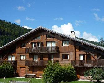 Beau duplex familial à Morzine avec WiFi et parking - FR-1-524-10 - Morzine - Building