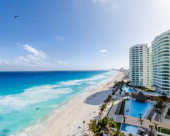 Ocean Dream Cancun by GuruHotel - Cancún - Beach