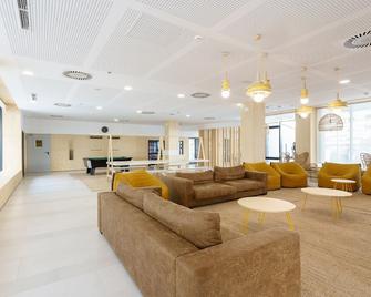 Residencia Universitaria Resa Campus Málaga - Malaga - Hall d’entrée