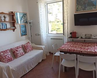 Joan Apartment - Riomaggiore - Living room
