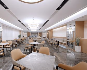 Starway Hotel Jiaozuo Henan Ligong University - Jiaozuo - Restaurant