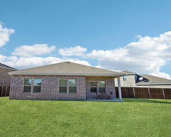 Exquisite 4-bedroom family-friendly house, 16mins from downtown Dallas. - Seagoville - Edificio