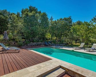 Villa Elegance by Villa Plus - Cabris - Piscina