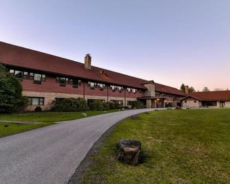 Blackwater Falls State Park - Davis - Building