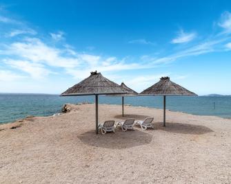 Studio Studio 18 by Interhome - Podstrana - Strand