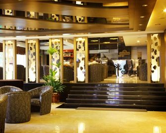 Hermes Palace Hotel Medan - Medan - Lobby