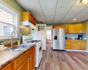 Finger Lakes Escape - Canandaigua - Phòng bếp