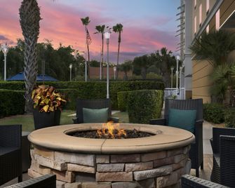 Hampton Inn & Suites Orlando-North/Altamonte Springs - Altamonte Springs - Patio