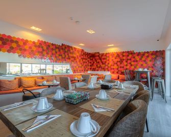 Hotel Spot Family Suites - Porto - Restaurant