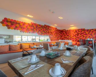 Hotel Spot Family Suites - Porto - Restaurant