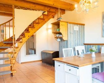 Landhauswohnungen Mitten auf Rügen - Wohnung Steuerbord - Thesenvitz - Eetruimte
