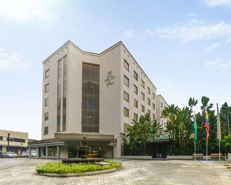 Hotel Poblado Plaza - Medellín - Edifício