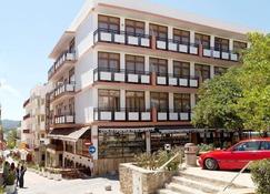 Apartamentos Tramuntana - Ibiza - Budynek