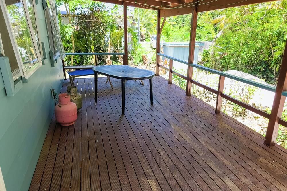 Spatzy's Fale - Tropical Rainforest Retreat - ألوفي - شرفة