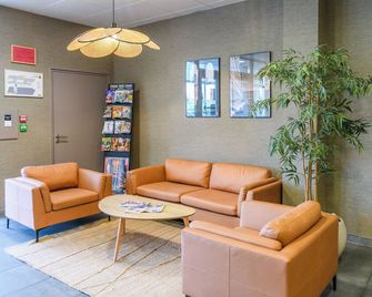 B&B HOTEL La Rochelle Beaulieu Puilboreau - Puilboreau - Lounge