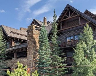 Ritz-Carlton Bachelor Gulch King Suite. Unmatched Luxury - Avon - Building