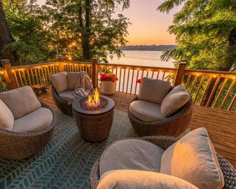 The Ridge Lake Front Hot Tub Kayakpvt Do - Decatur - Balcony