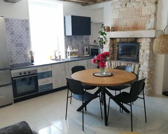 La Barboulotte - Couloutre - Salle à manger