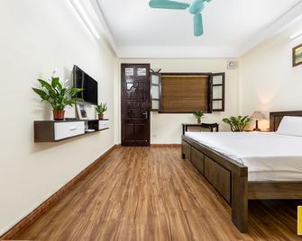 10 mins to Old Quarter, Hanoi's Finest, located in the Center of the City - Hanoi - Bedroom