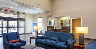 Comfort Inn and Suites Airport - Baton Rouge - Living room