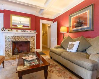 Beachrunners Inn - לונג ביץ' - סלון