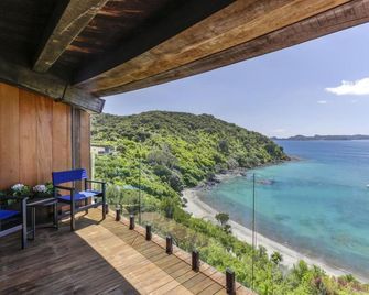 Donkey Bay Inn - Рассел - Балкон