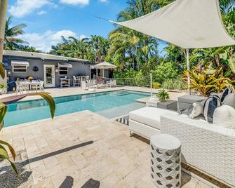 Tidal by AvantStay Gorgeous Home Close to Beaches w Pool - Fort Lauderdale - Piscina
