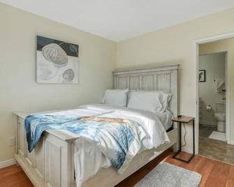 Fort Charm - Fort Saskatchewan - Bedroom