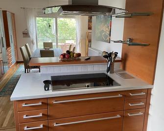 Charming house with yard in quiet residential area - Graz - Kitchen
