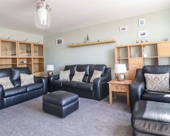 26 North Promenade - Thornton-Cleveleys - Living room