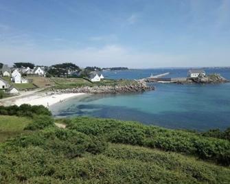 Maison de charme avec jacuzzi - Bretagne / île de Batz - Île-de-Batz - Piscine