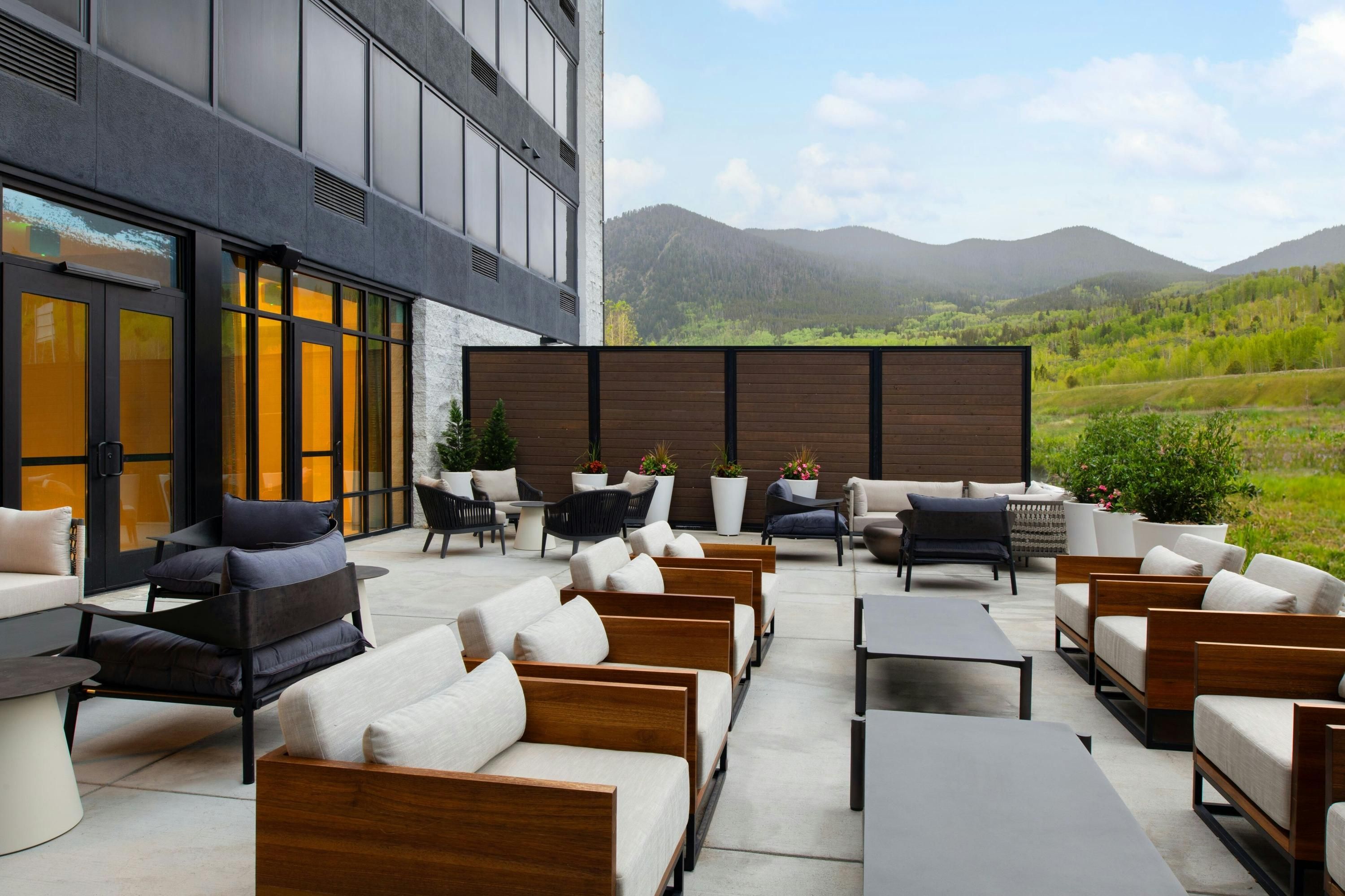 AC Hotels by Marriott Frisco Colorado - Frisco - Patio