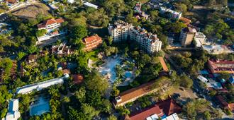 Hotel Tamarindo Diria Beach Resort - Tamarindo - Byggnad