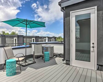 Trendy Denver Townhome - Walk to Mile High Stadium - Denver - Balcony