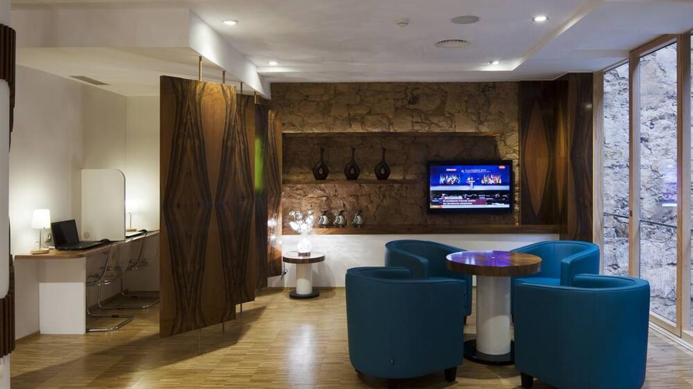 Ako Suites Hotel