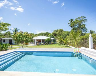 El Limon Family Palm House Las Terrenas - El Limon - Pool