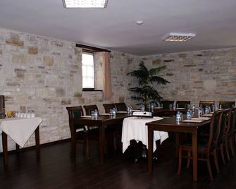 Griffon Hotel - Yenifoça - Restaurant