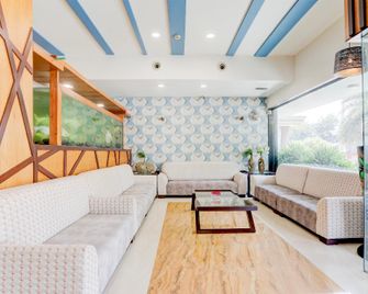 Palette Anand - Ānand - Lobby