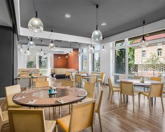 Park Inn by Radisson Budapest, Hungary - בודפשט - מסעדה