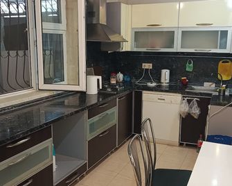 Freestyle Hostel Baku - Baku - Kitchen