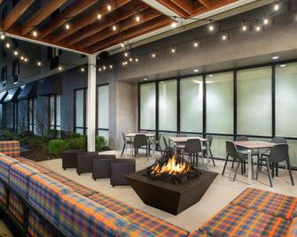 Home2 Suites by Hilton Long Island Brookhaven - Yaphank - Building