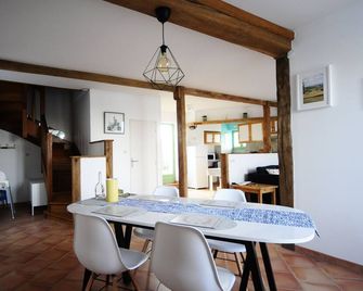 Rural Calm for Country Lovers - Mhère - Comedor