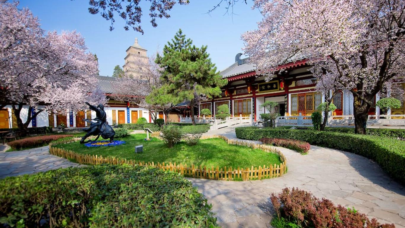 Tang Dynasty Art Garden Hotel